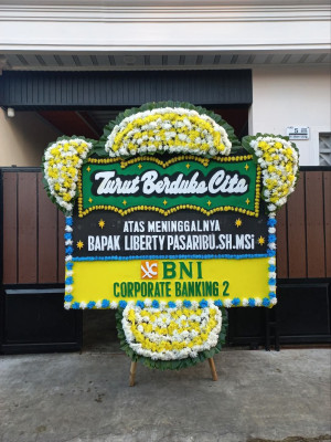 Papan Bunga Duka di Ledeng
