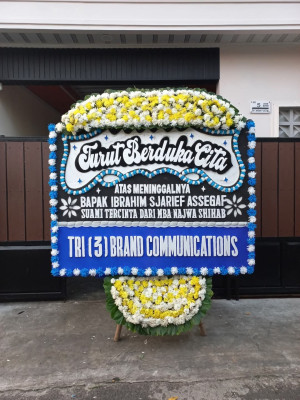 Papan Bunga Duka di Ledeng
